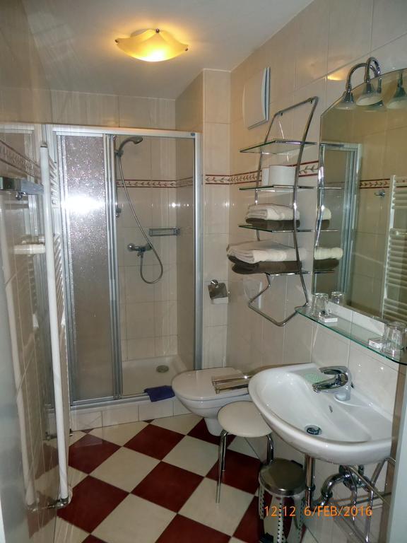 Gaestehaus Truskaller Hotel Mallnitz Phòng bức ảnh