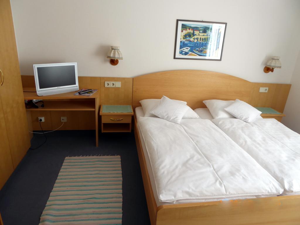 Gaestehaus Truskaller Hotel Mallnitz Ngoại thất bức ảnh