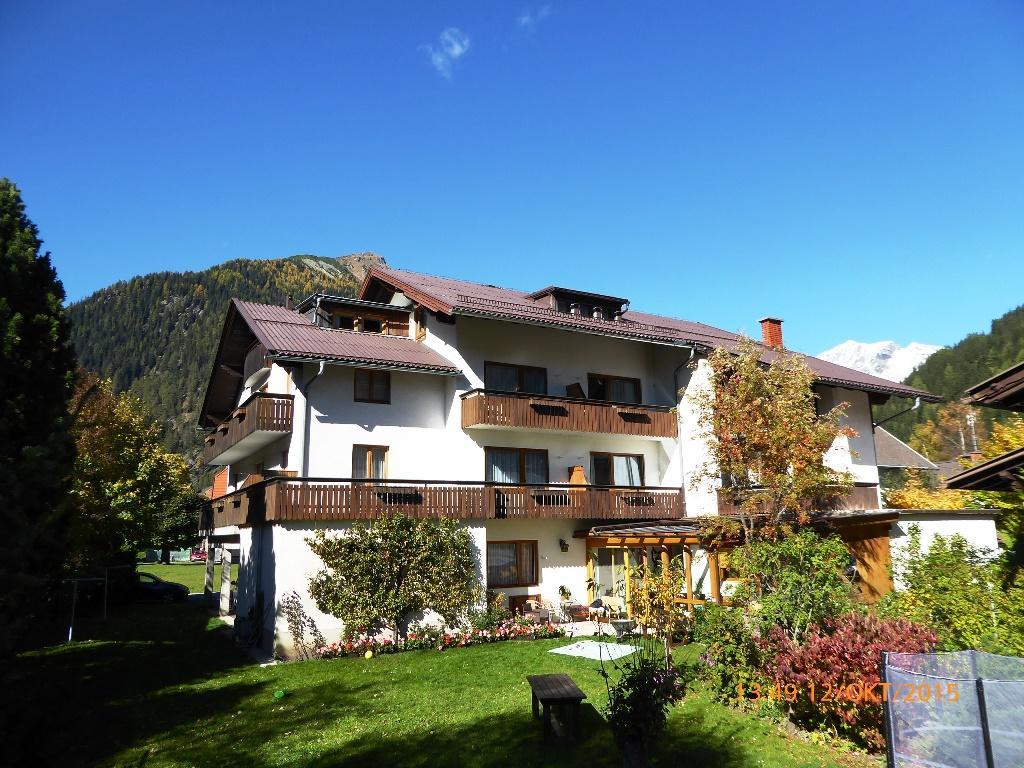 Gaestehaus Truskaller Hotel Mallnitz Ngoại thất bức ảnh